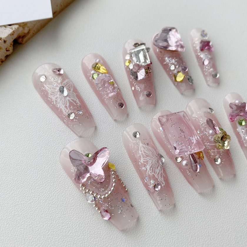 Transparent powder full of diamonds press on nails