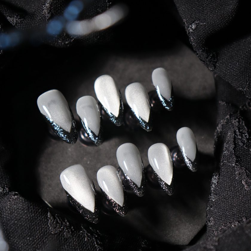 Black Swan Noble Finger Cat's Eye Texture press on nails - Image 3