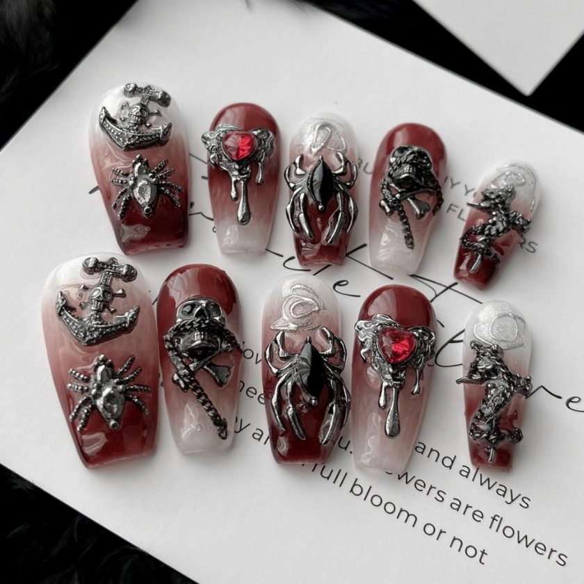 Dark Style Croce Heart Press on Nails - Image 4