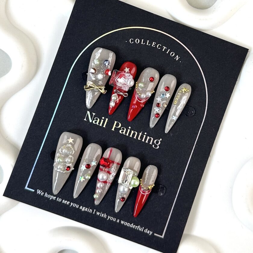 Minimalist Christmas Elegance Press on Nails