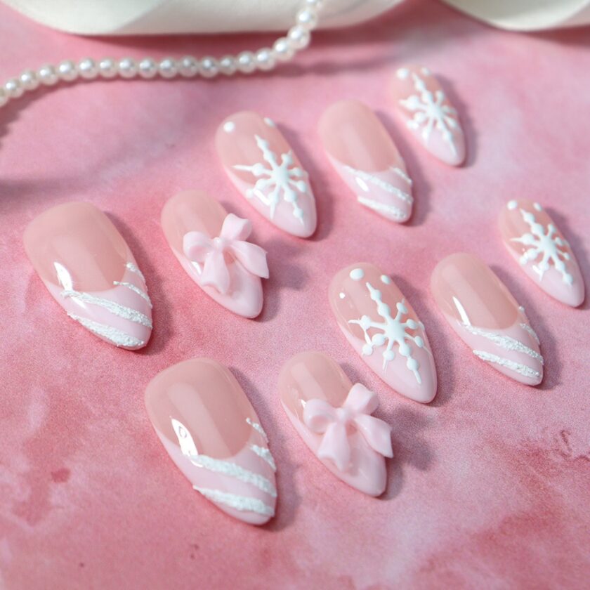 Bow and Snowflakes Press on Nails - Image 4