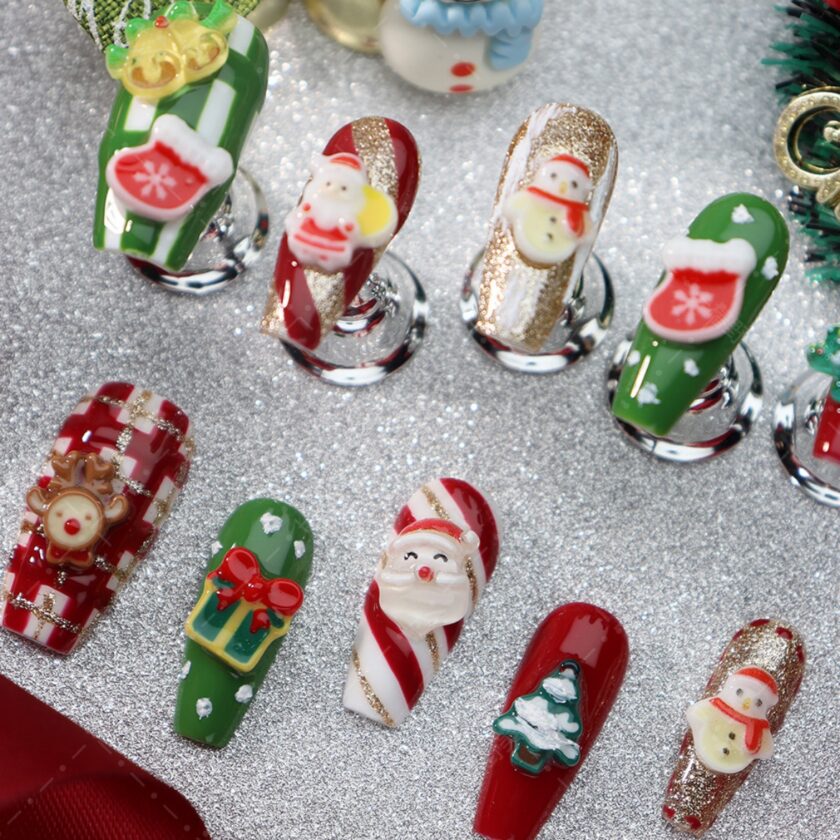 Reindeer, Christmas Tree, and Snowman Press on Nails - Image 2