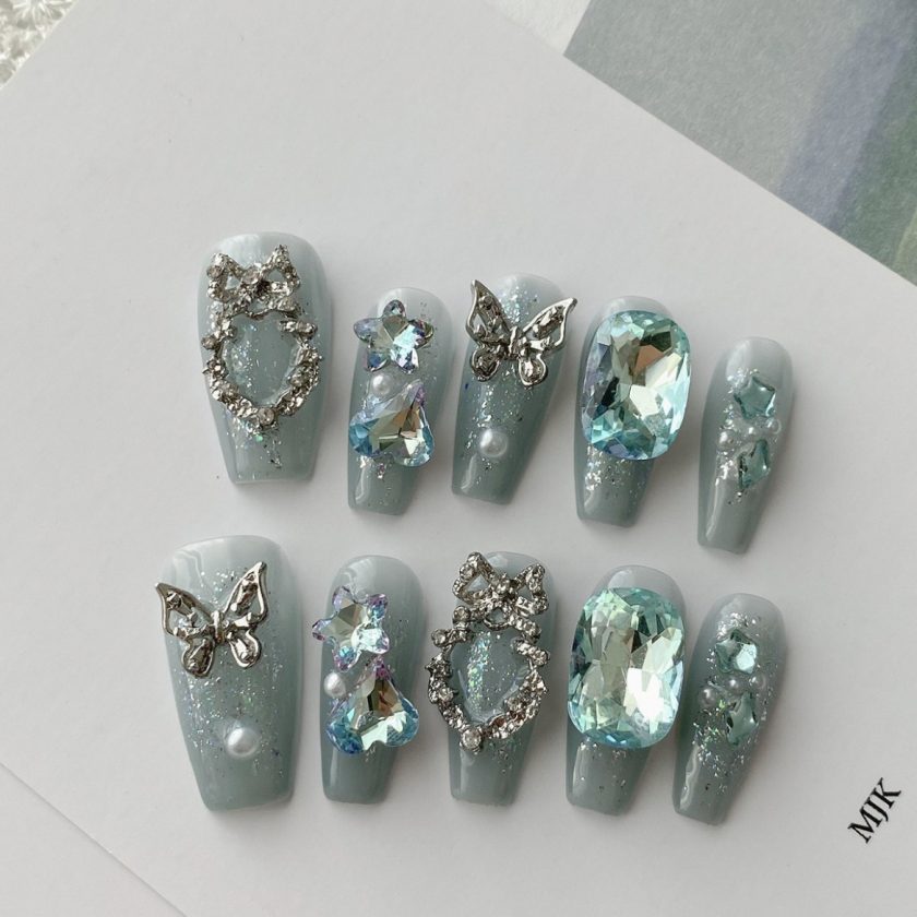 Glacier Butterfly Press on Nails - Image 3