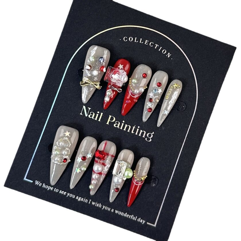 Minimalist Christmas Elegance Press on Nails - Image 4