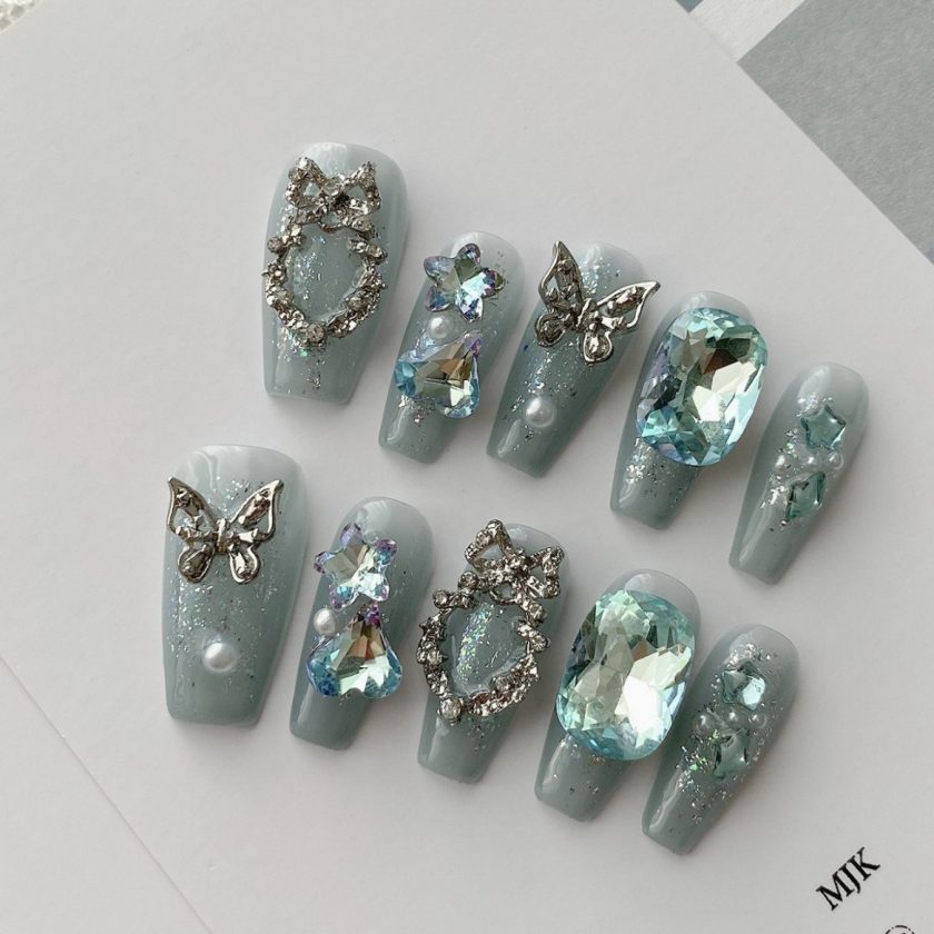 Glacier Butterfly Press on Nails - Image 4